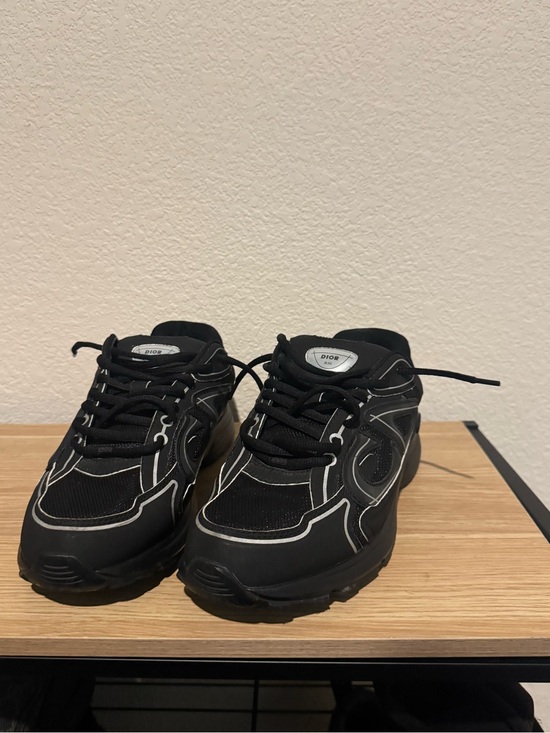 Other - Christian dior b30